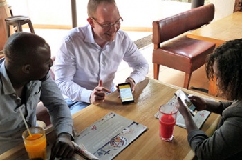 Jussi Hinkkanen explains Fuzu’s latest features and at the same time receives valuable feedback from Gregory Oyolo and Sylvia Biwott.